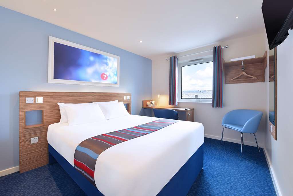 Travelodge Cirencester Quarto foto