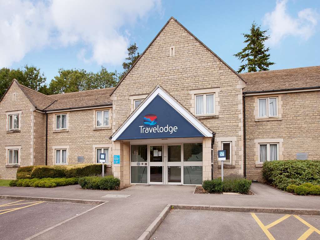 Travelodge Cirencester Exterior foto